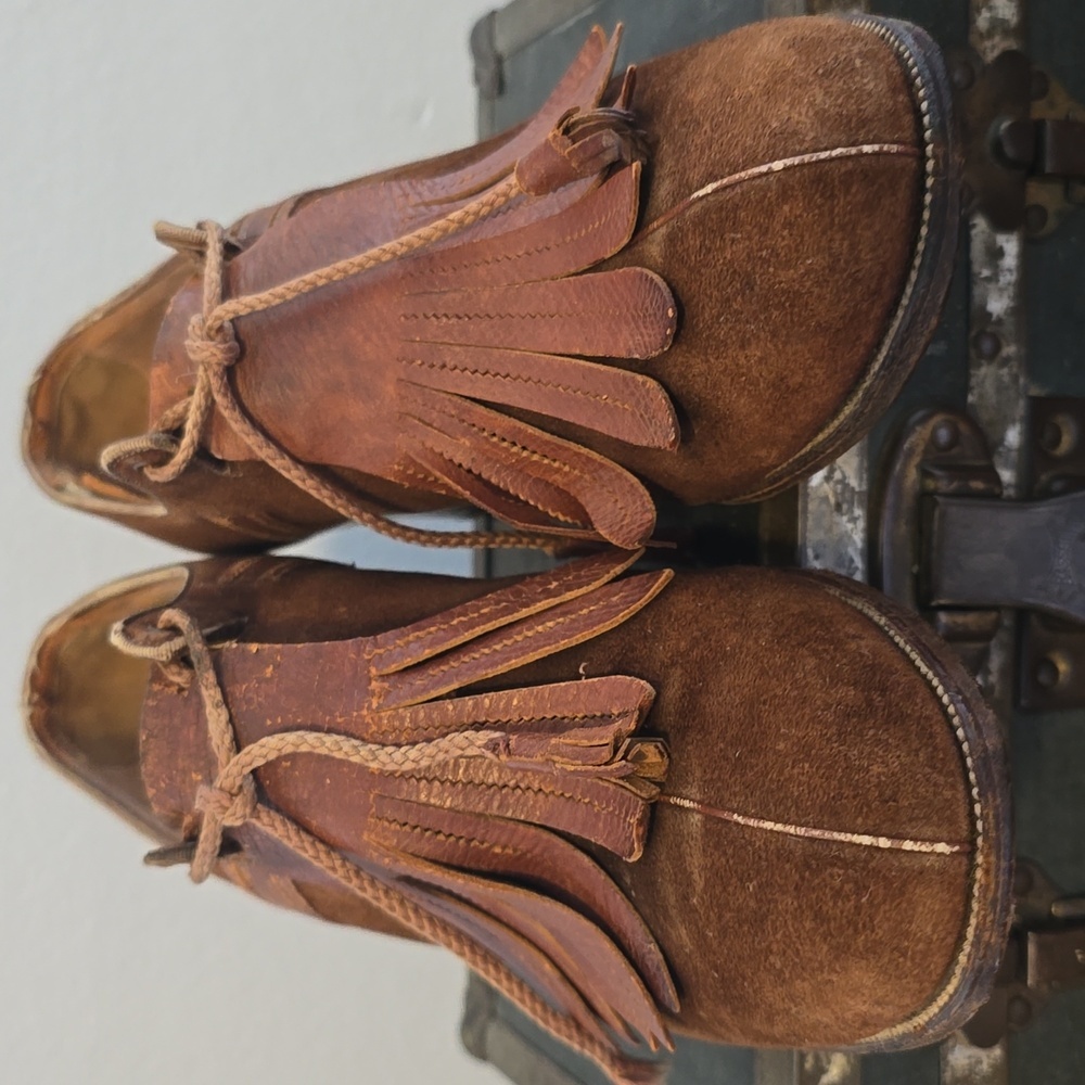 Authentic Vintage Women's 1920s Suede & Leather Fringe Tassel Block Heel Shoes - Picture 3 of 14